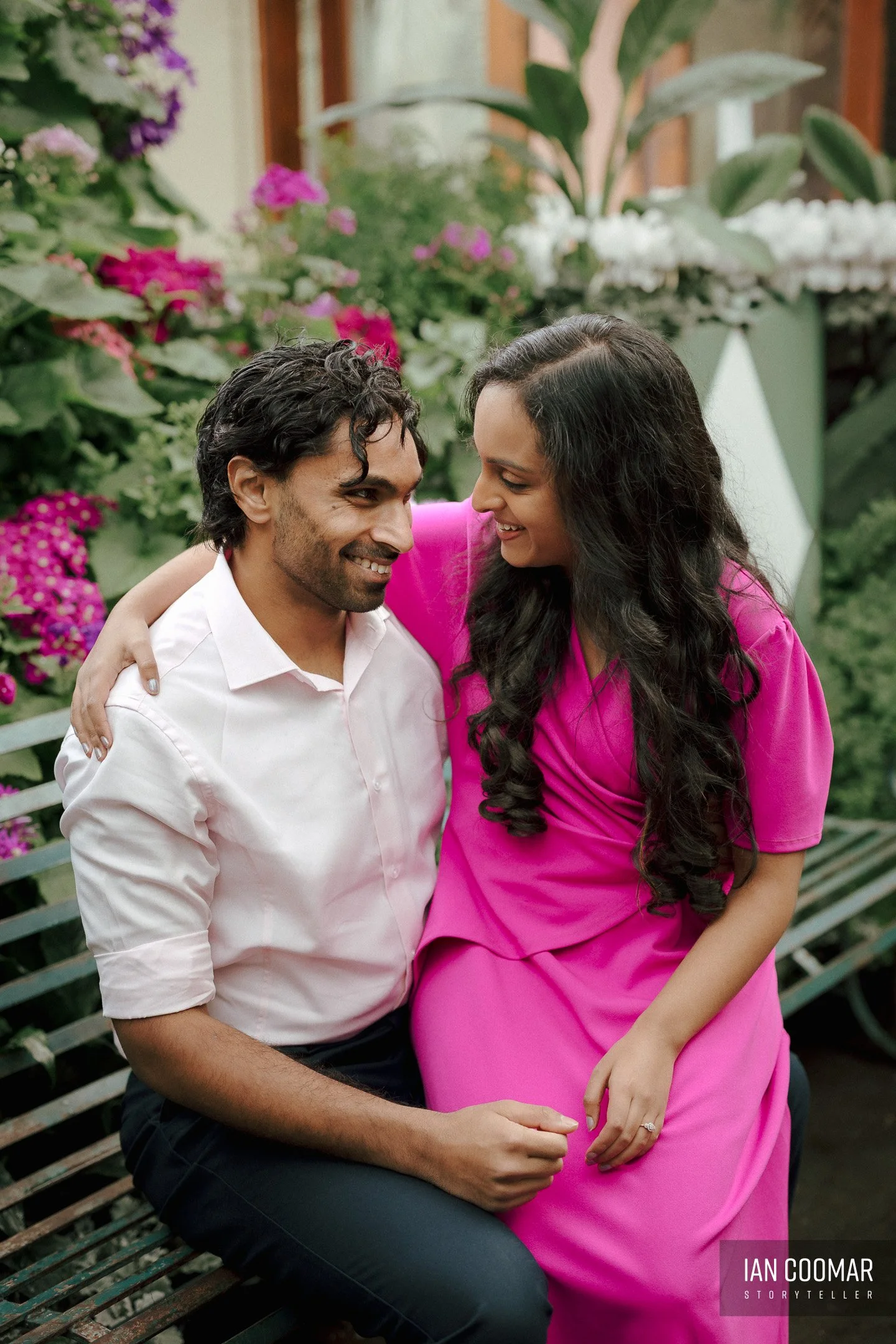 fitzroy-gardens-pre-wedding-couple-22.jpg