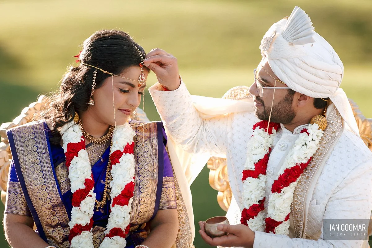 bramleigh-estate-wedding-photography-hindu-ceremony-23.jpg