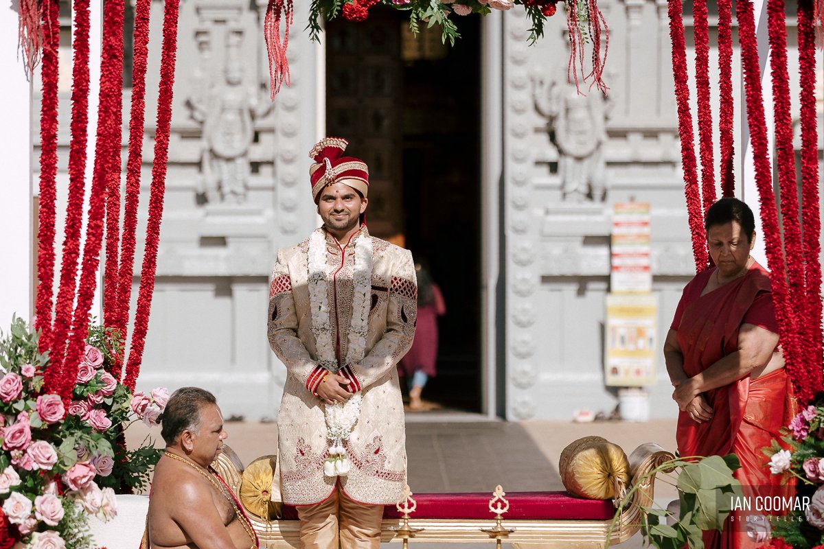 carrum-downs-shri-shiva-vishnu-temple-wedding-hindu-ceremony-groom-reaction.jpg