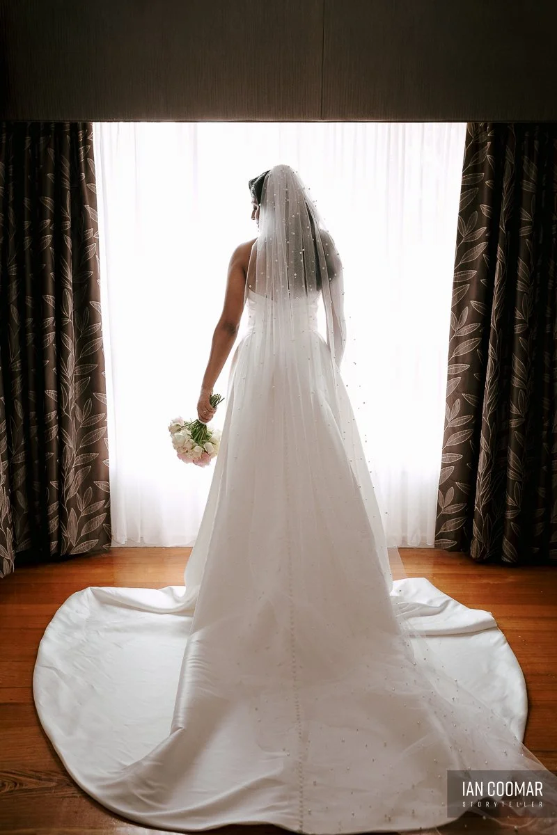 lincoln-of-toorak-wedding-dress-portrait.jpg