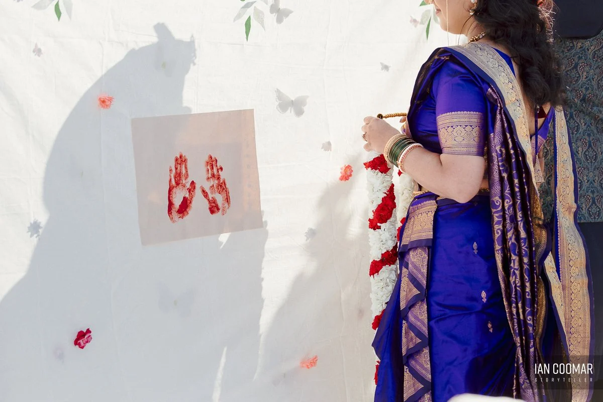 bramleigh-estate-wedding-photography-hindu-ceremony-5.jpg