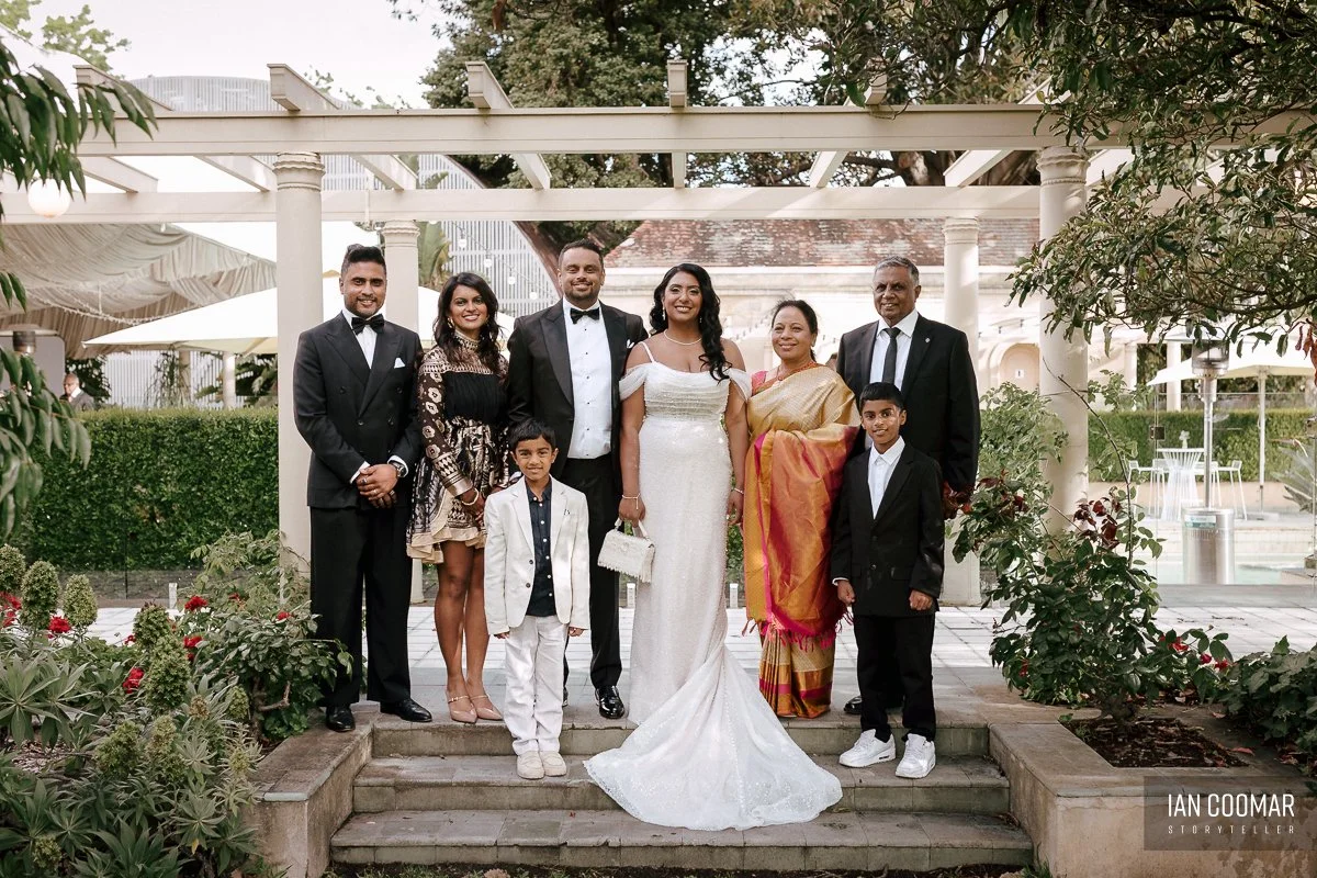 rippon-lea-estate-wedding-family.jpg