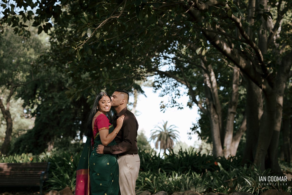 williamstown-botanic-gardens-pre-wedding-couple-shoot-12.jpg