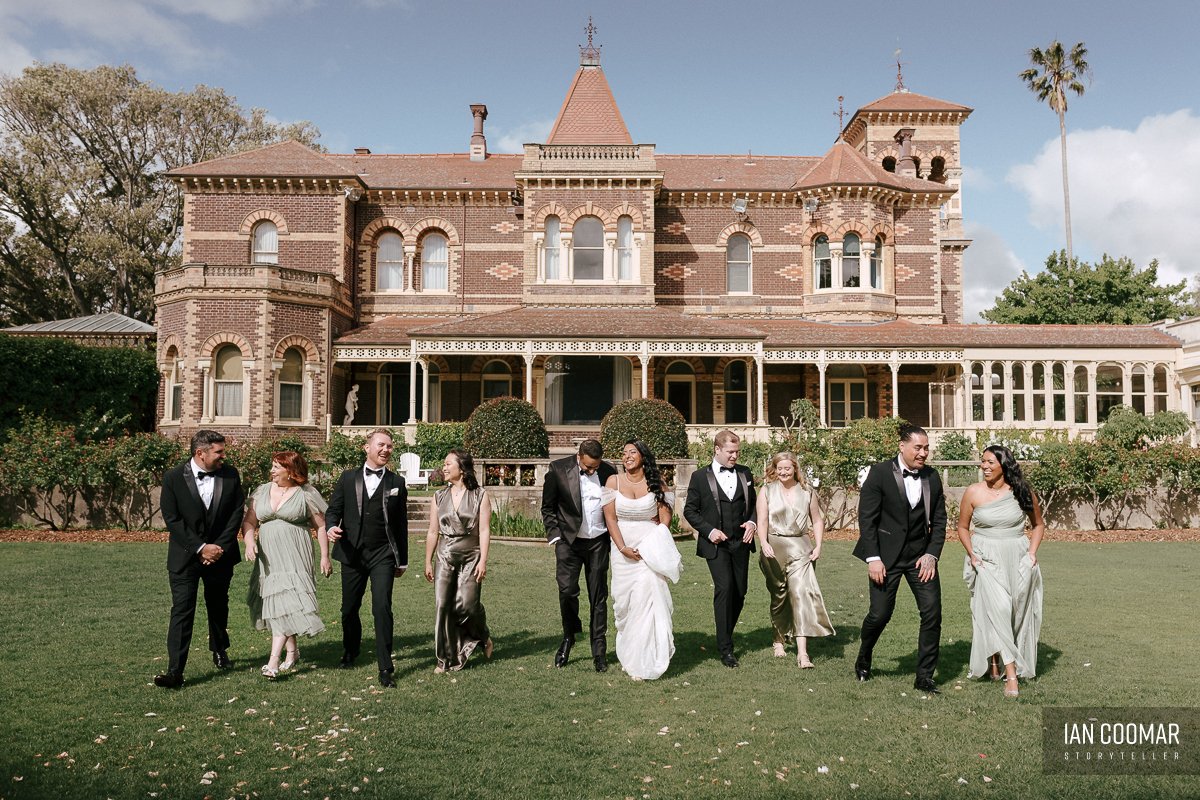 rippon-lea-estate-wedding-venue-bridal-party.jpg