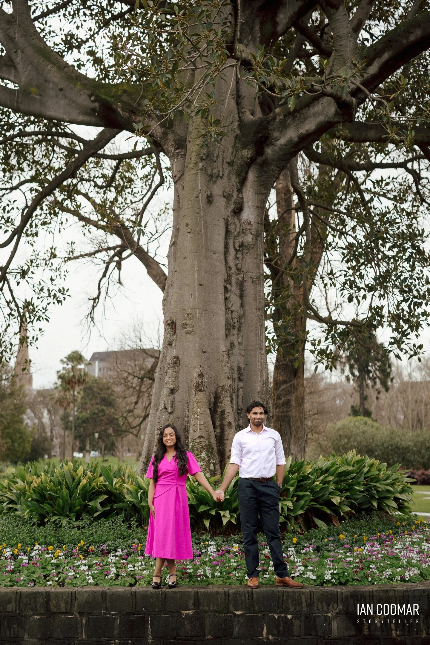 fitzroy-gardens-pre-wedding-couple-19.jpg