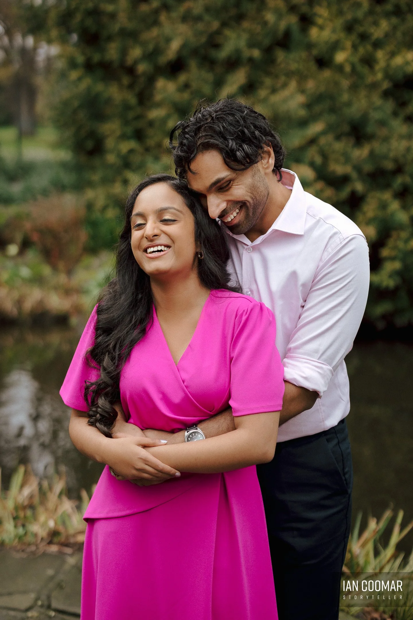 fitzroy-gardens-pre-wedding-couple-13.jpg