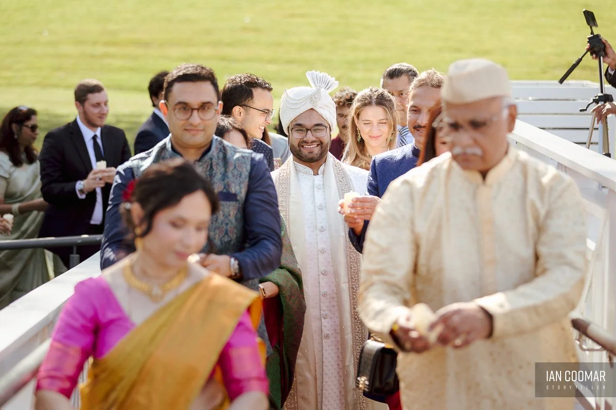 bramleigh-estate-wedding-photography-hindu-ceremony-2.jpg