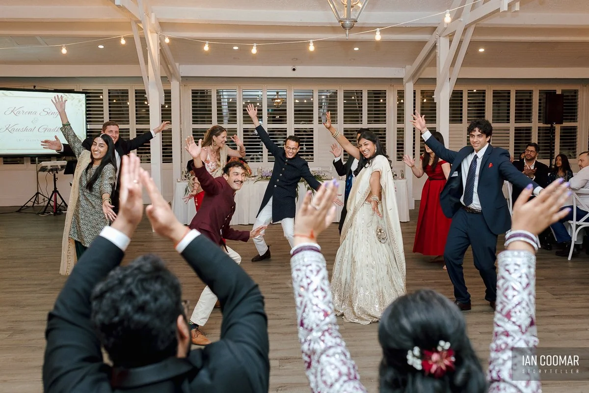 bramleigh-estate-wedding-photography-group-dance-1.jpg