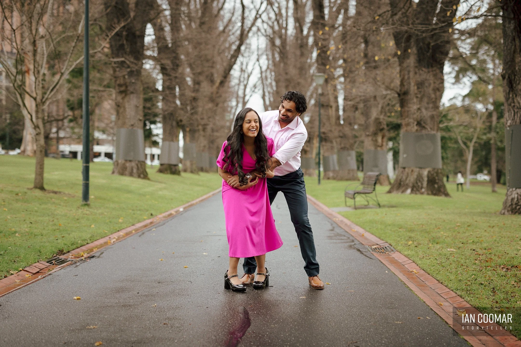 fitzroy-gardens-pre-wedding-couple-11.jpg