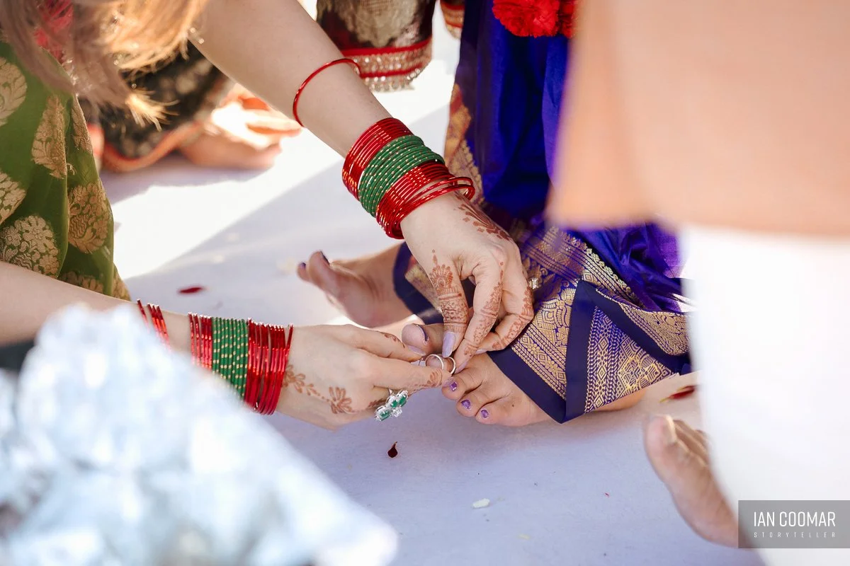 bramleigh-estate-wedding-photography-hindu-ceremony-21.jpg