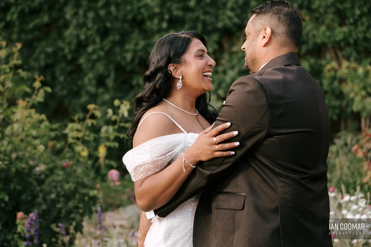 rippon-lea-estate-wedding-bride-smile.jpg