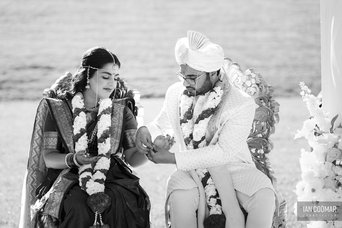 bramleigh-estate-wedding-photography-hindu-ceremony-10.jpg