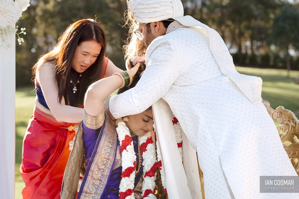 bramleigh-estate-wedding-photography-hindu-ceremony-15.jpg