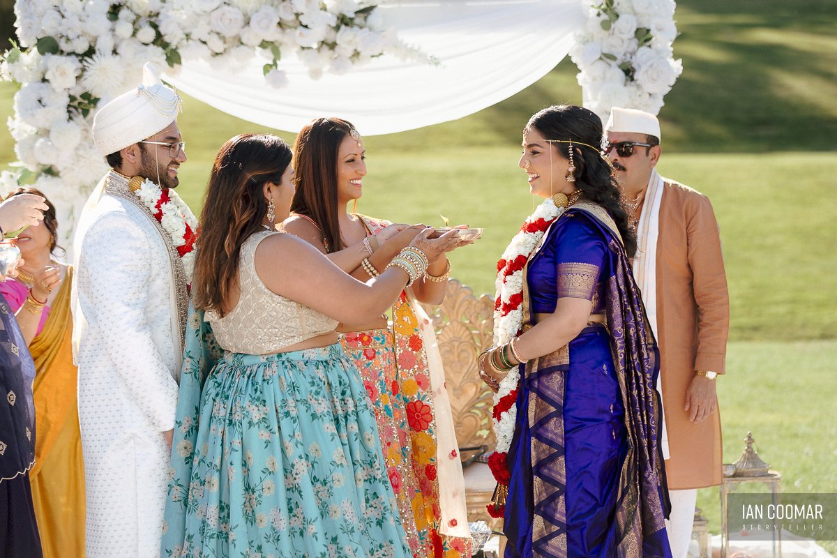 bramleigh-estate-wedding-photography-hindu-ceremony-6.jpg