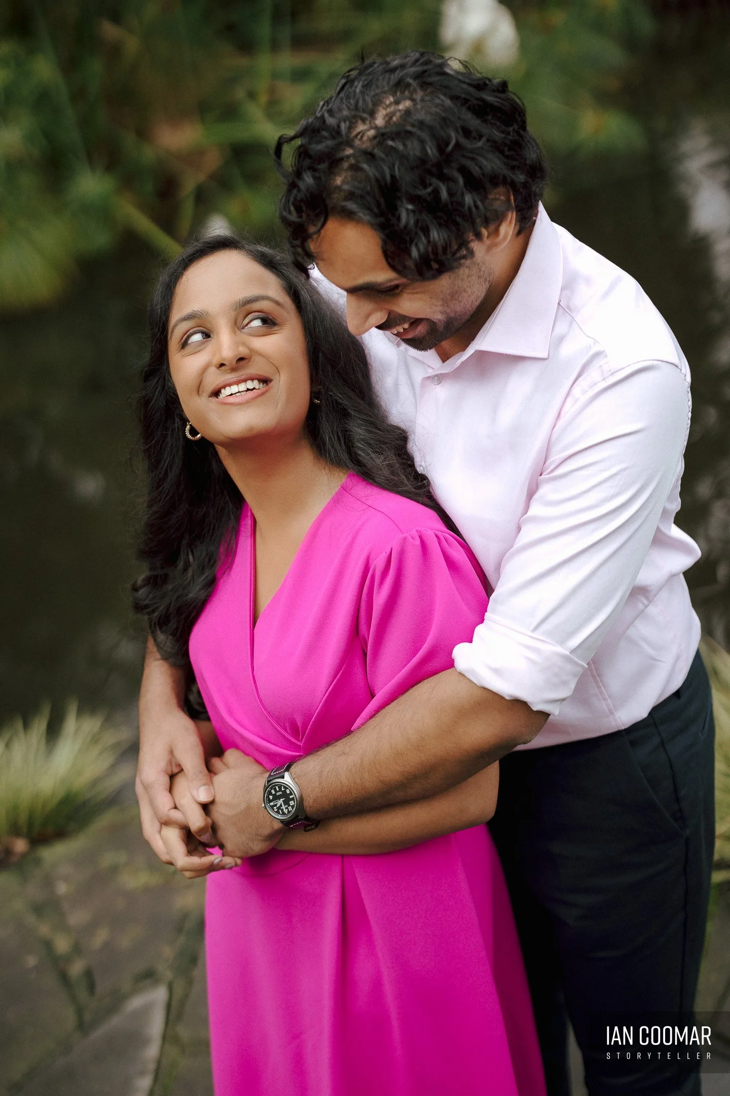 fitzroy-gardens-pre-wedding-couple-14.jpg