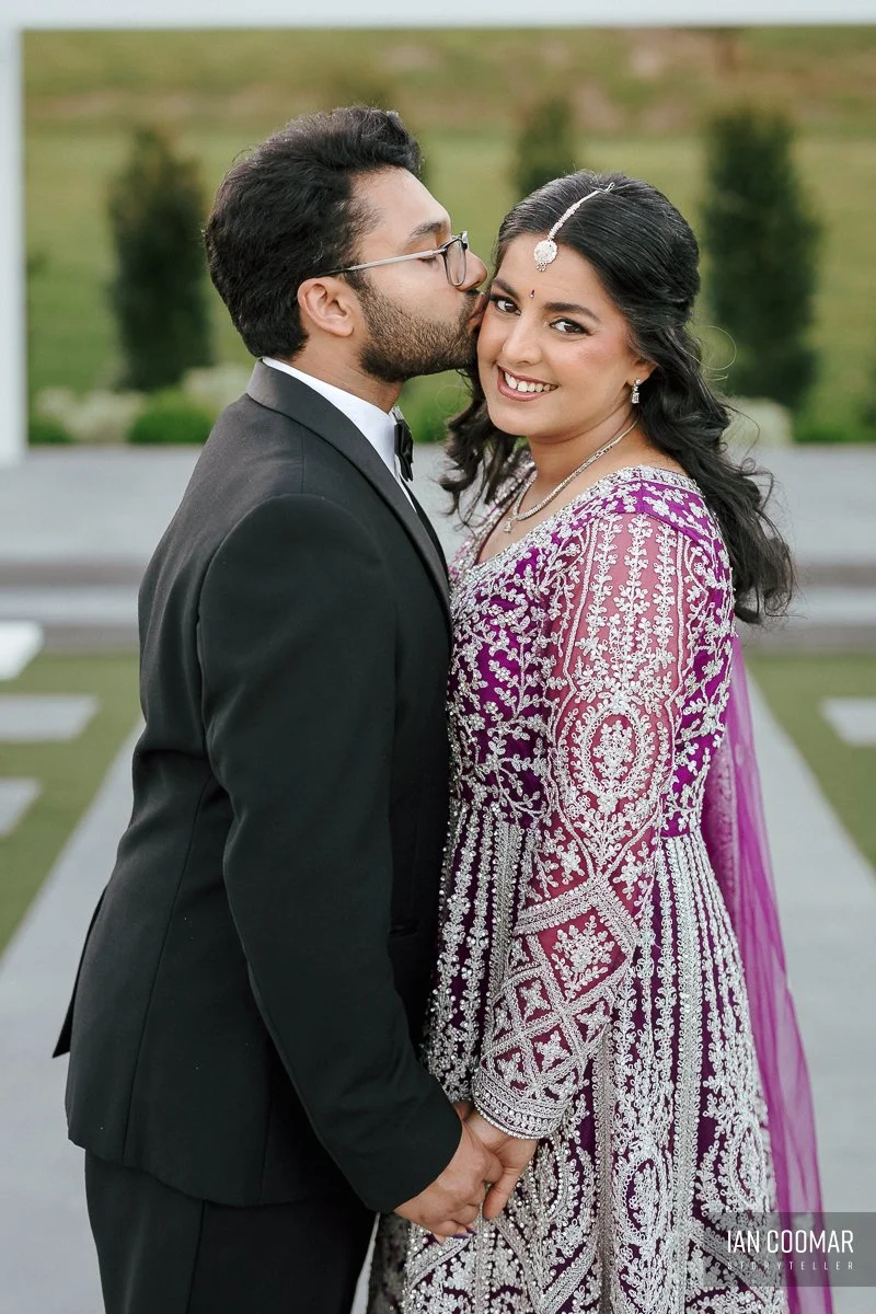 bramleigh-estate-wedding-photography-couple-poses-1.jpg