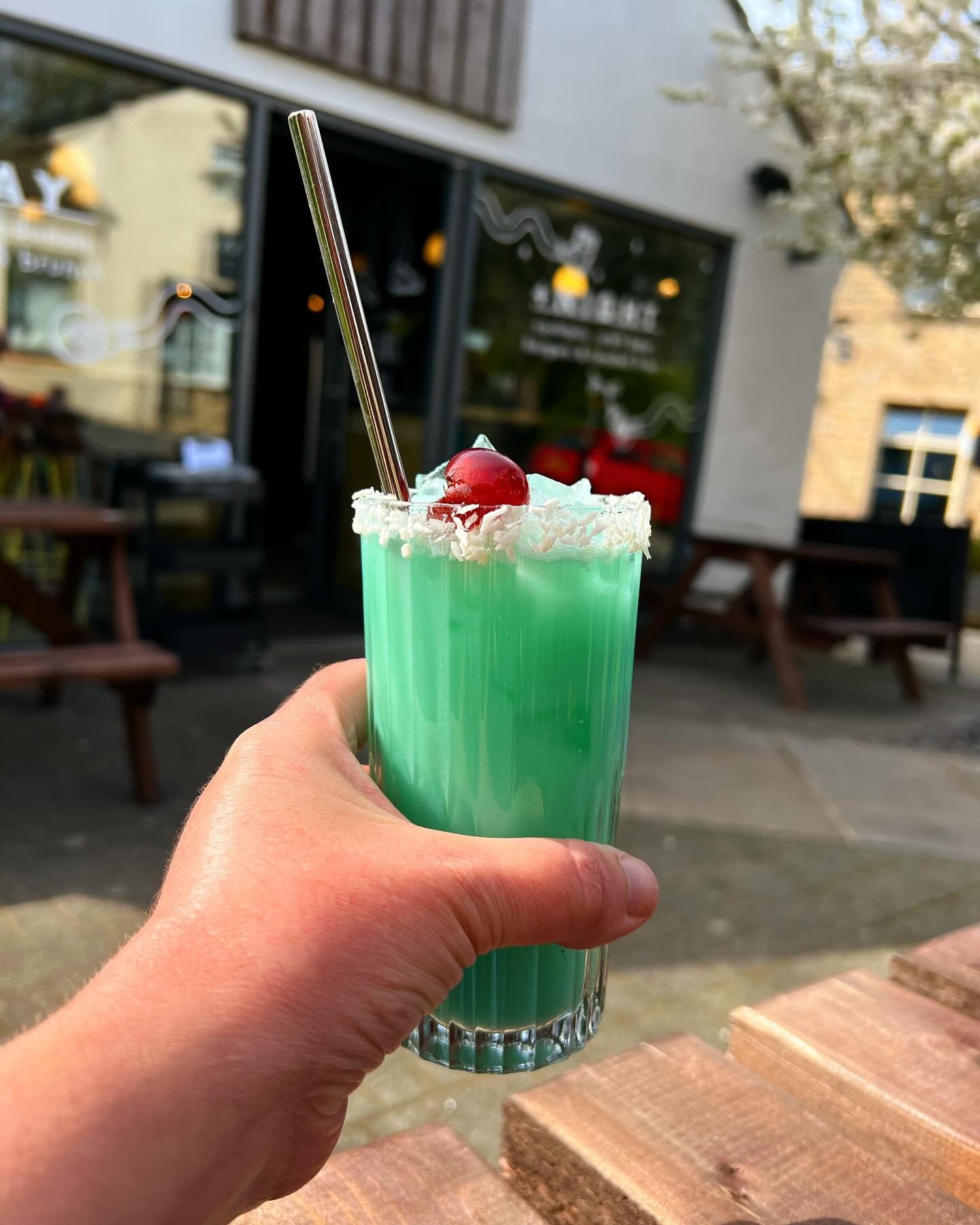 💙As if we haven&rsquo;t told you about our New Cocktail Menu yet?! Well it&rsquo;s the perfect day to come down and try one out, the sun&rsquo;s got his hat on and if he&rsquo;s not behind a cloud it&rsquo;s almost warm enough to take your coat off 