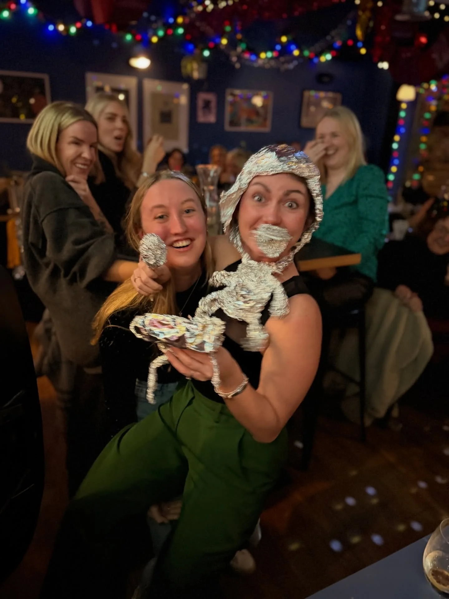 🤓 Don&rsquo;t forget it&rsquo;s Quiz of the Year tomorrow Sunday 28th Dec in Saint Jude from 7pm!

Book in for Food &amp; Drink from 6.30pm online via www.saintjudeleeds.co.uk (👉 link in bio) or swing by and join us for an impromptu evening of fun!