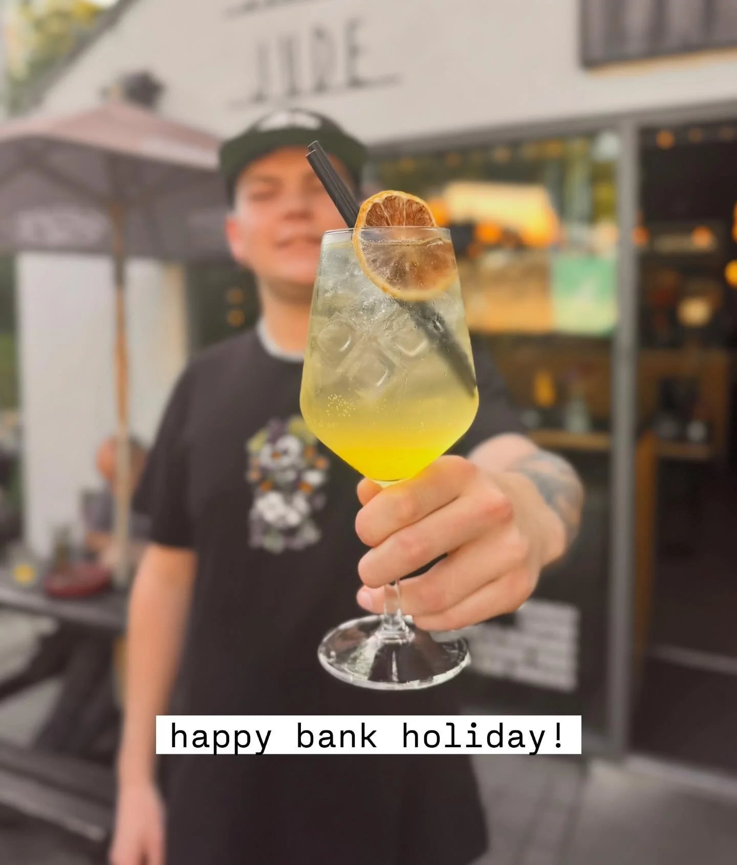 Just a quick one to let you know we&rsquo;re open all bank holiday for all your burger, bagel and most importantly cocktail needs! 🥰

(We will also have grumpys outdoor area open as overfill on Monday so plenty of tables to go round!) 

See you this