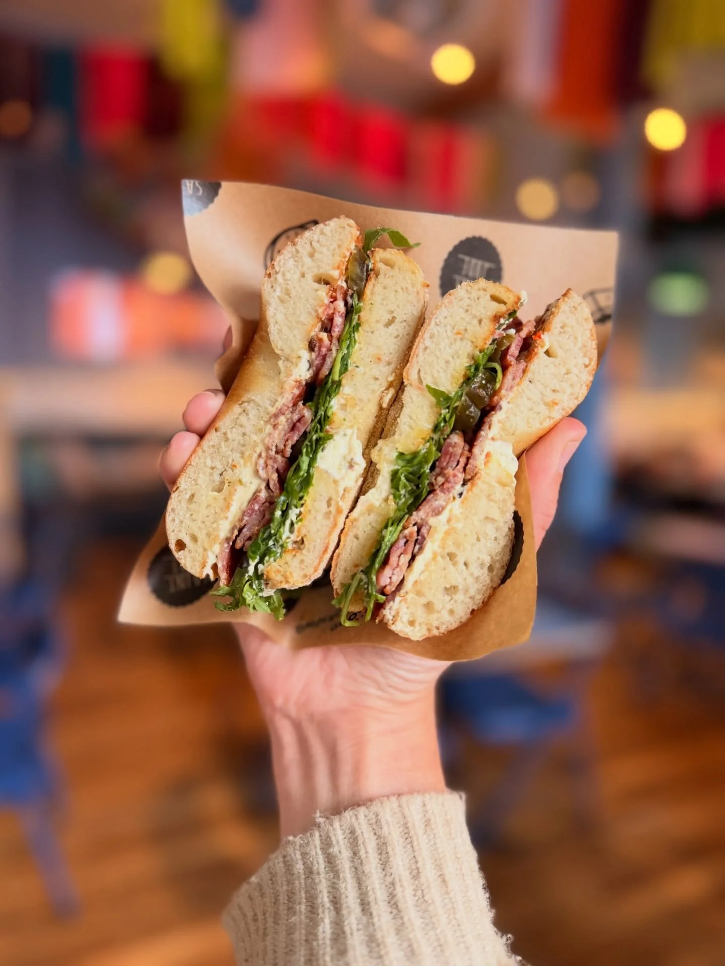 Did you know @saintjudeleeds Bagels are homemade? Baked fresh every morning in @grumpysleeds pizza oven so they&rsquo;re both squishy, crisp &amp; deeper than your average shop bought bagel, just saying 😘