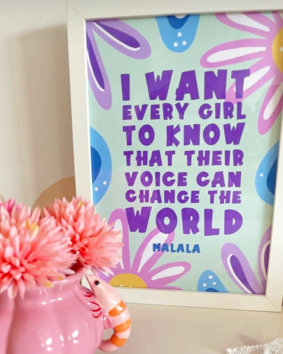 Absolutely LOVE these photos from @colourpopathome featuring our super snazzy and empowering Malala quote print! 💪🏽♀️

Such a gorgeous bedroom for a little one. Don't you think?

We've tons of prints just as cool - head to our website to order your