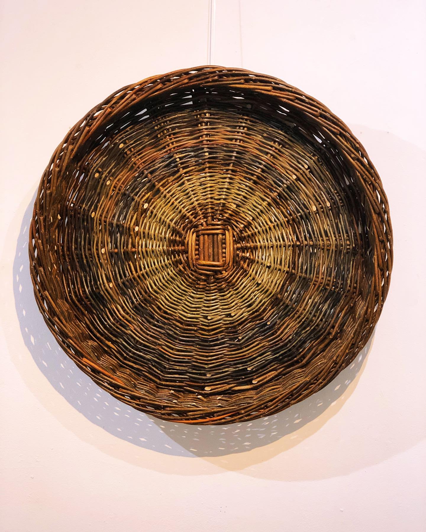Been setting up today in the gallery @coburghouse. Made this 28&rdquo; whopper to hang on the wall with many leftovers from the @scottishbasketmakerscircle gathering. 

This weekend and next weekend I am the Invited Maker at Coburg House, a long esta