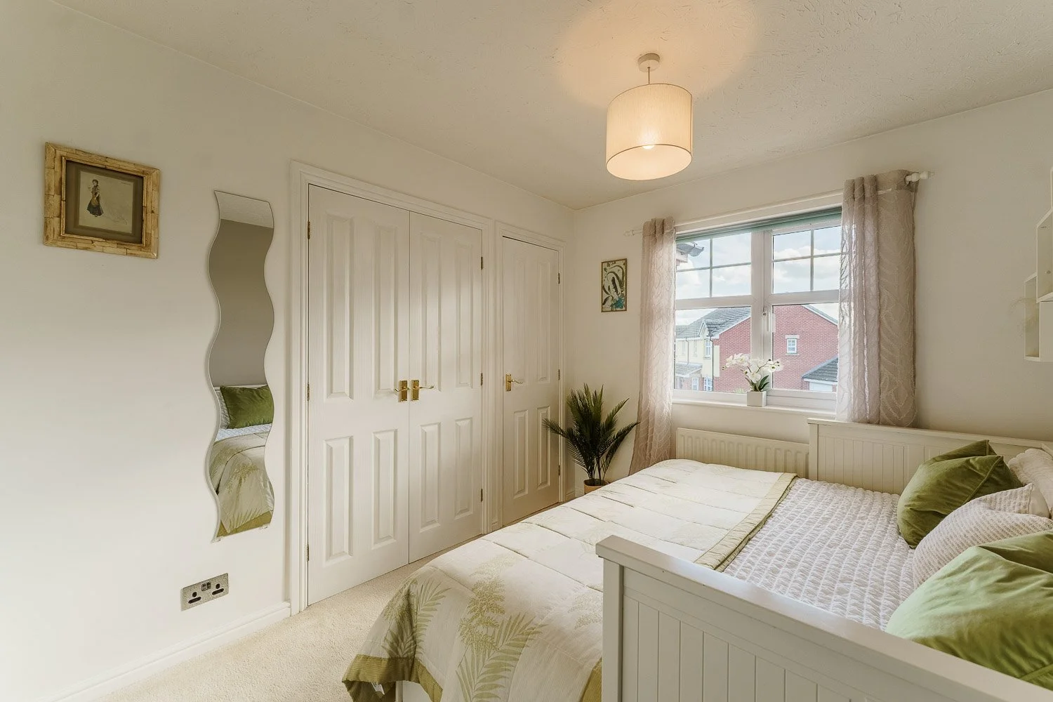 Bedroom real estate photograph for estate agency in Selby, York, Leeds.