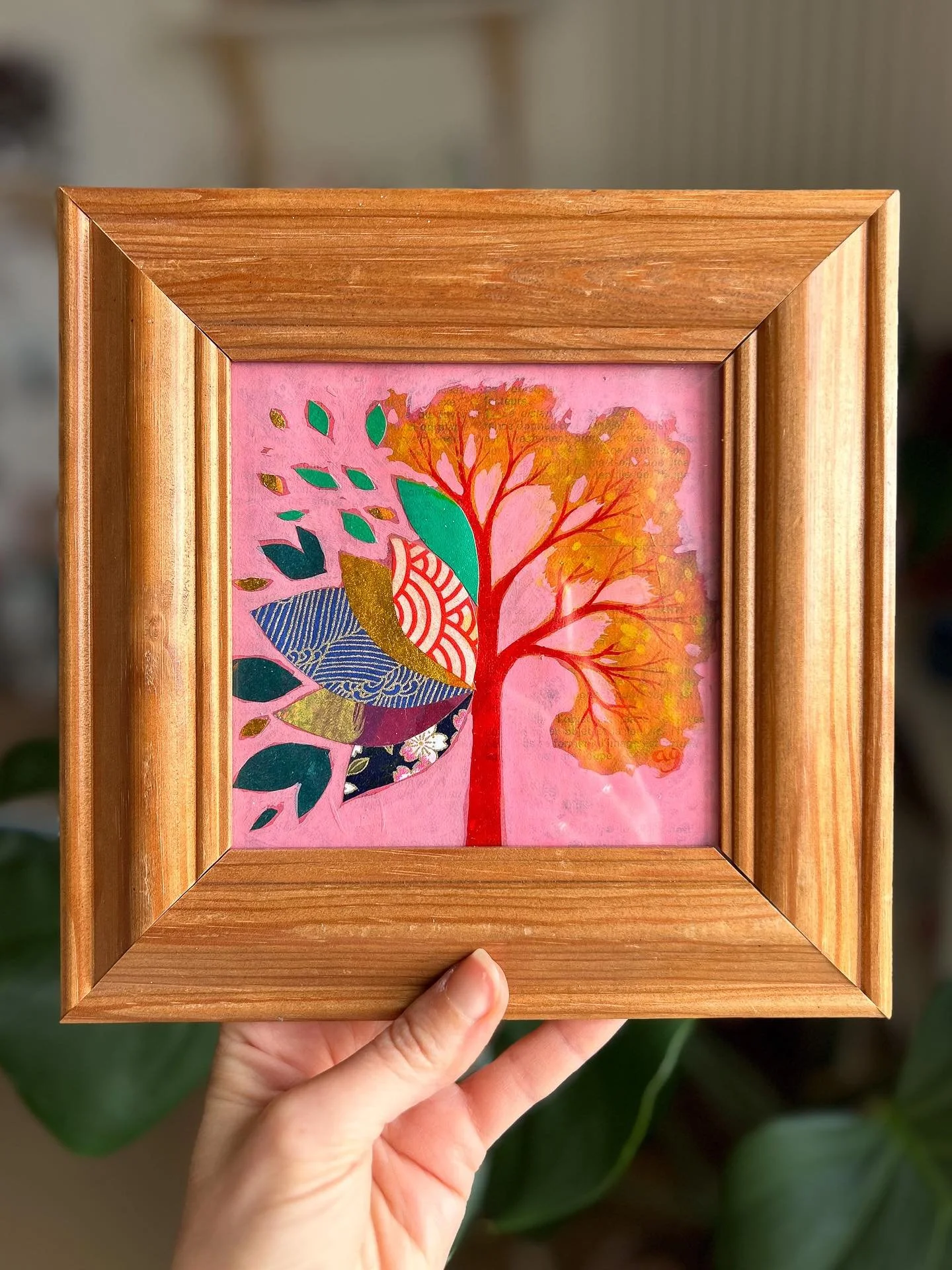 Petit arbre vaillant, ploy&eacute; sous l&rsquo;orage mais jamais rompu.

Une nouvelle peinture &agrave; d&eacute;couvrir sur ma boutique en ligne 🎨 
Je vous invite aussi &agrave; lire ma nouvelle note dans mon Substack (newsletter) &eacute;dit&eacu