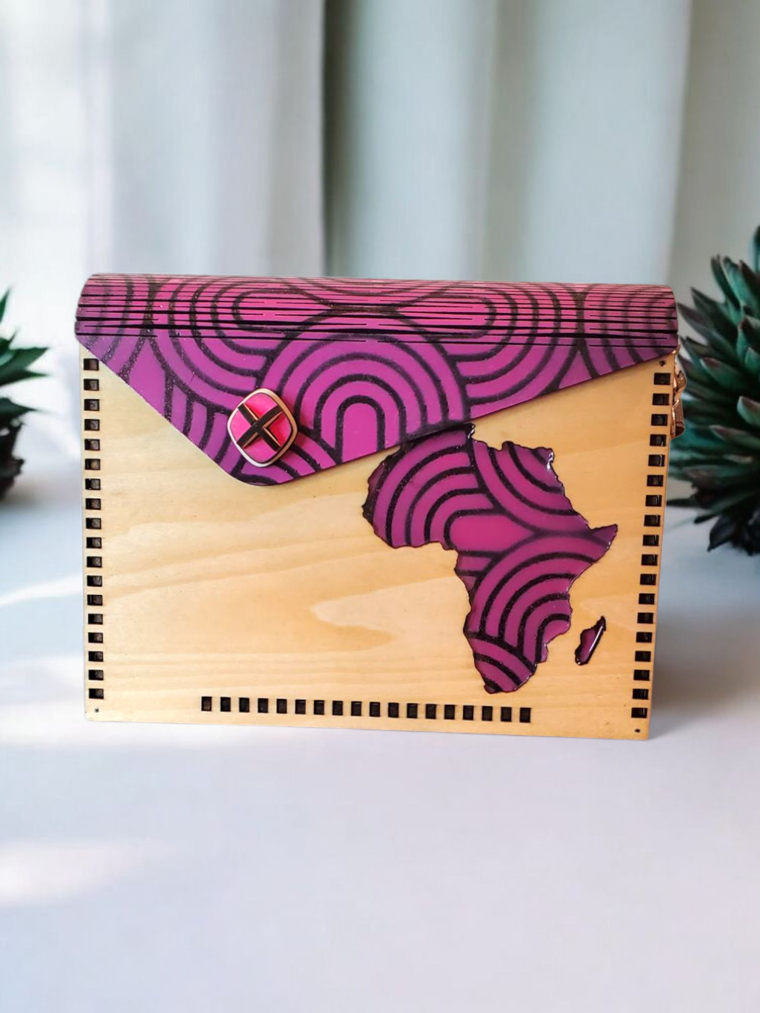 "Africa Pink Arc" Wooden Purse