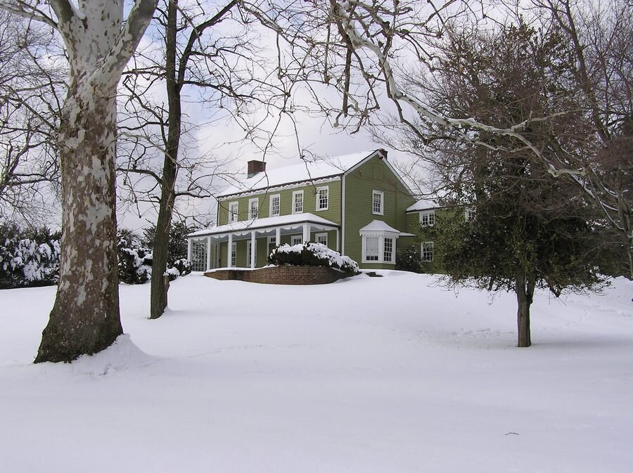  Harding House in winter at Bayonet Farm - photos by Sam Shramko 