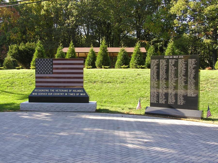  Holmdel Veterans Memorial at Phillips Park - photos by Sam Shramko 