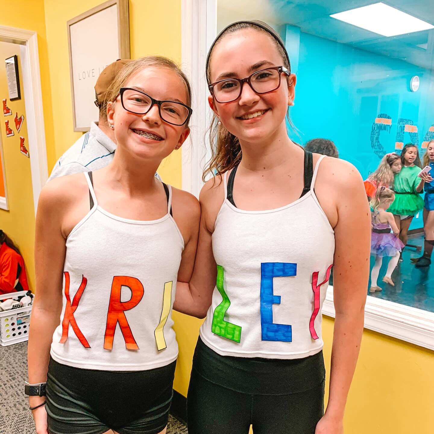 2019 ➡️ 2023 featuring &ldquo;KRILEY&rdquo; for this week&rsquo;s Throwback! Halloween Week both years, and they brought it back for their Senior Year! 😭 😊  Where does &ldquo;KRILEY&rdquo; come from! &hellip;. Kylie+Riley=KRILEY!! Aka&hellip;when M