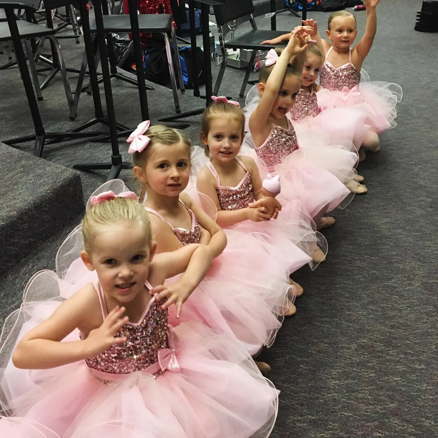Another #throwbackthursdayy for ya!! Who do we spot here? 🩵🧡
#sdcpafam #synergydance #synergydancepa