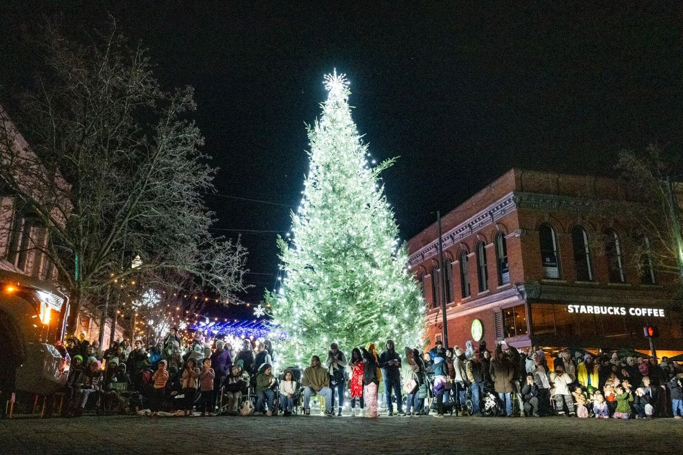 Holiday Parade of Lights Member Event