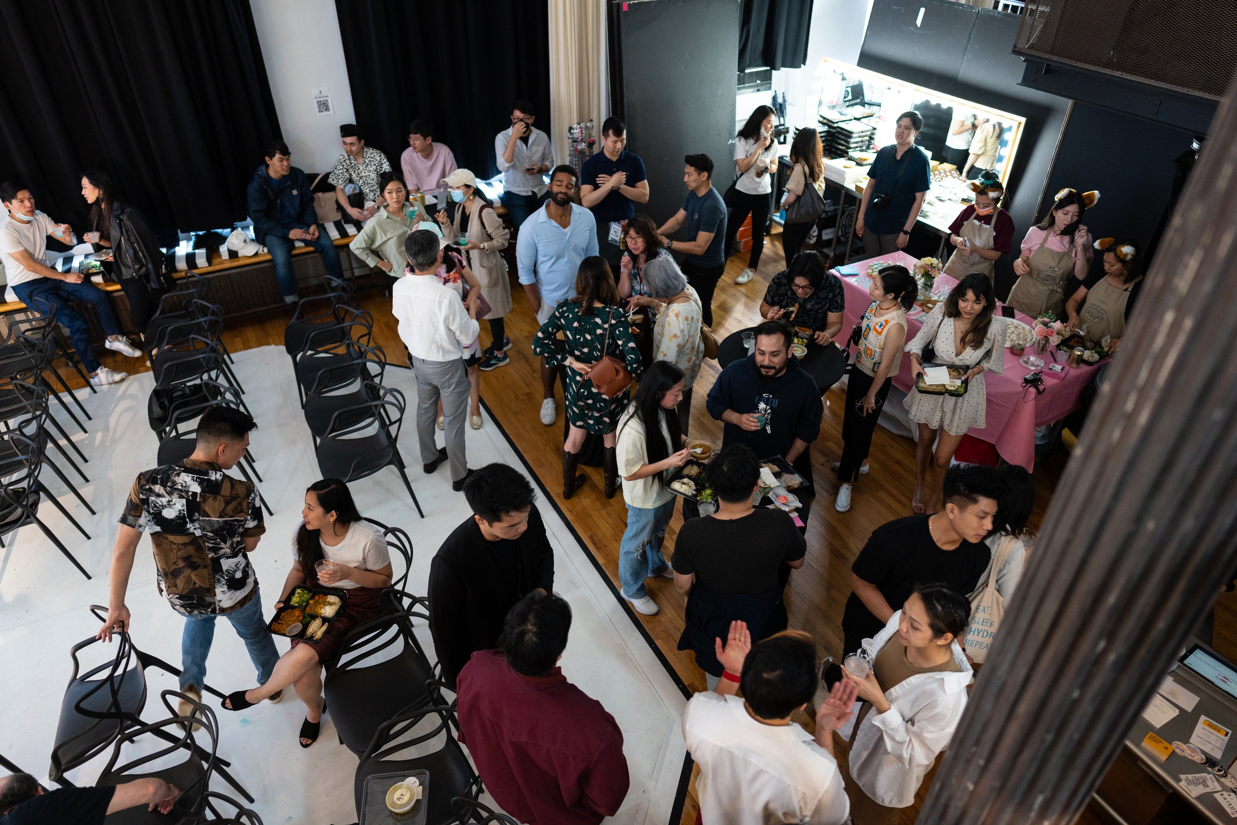 106ArtofGiving220514.jpg