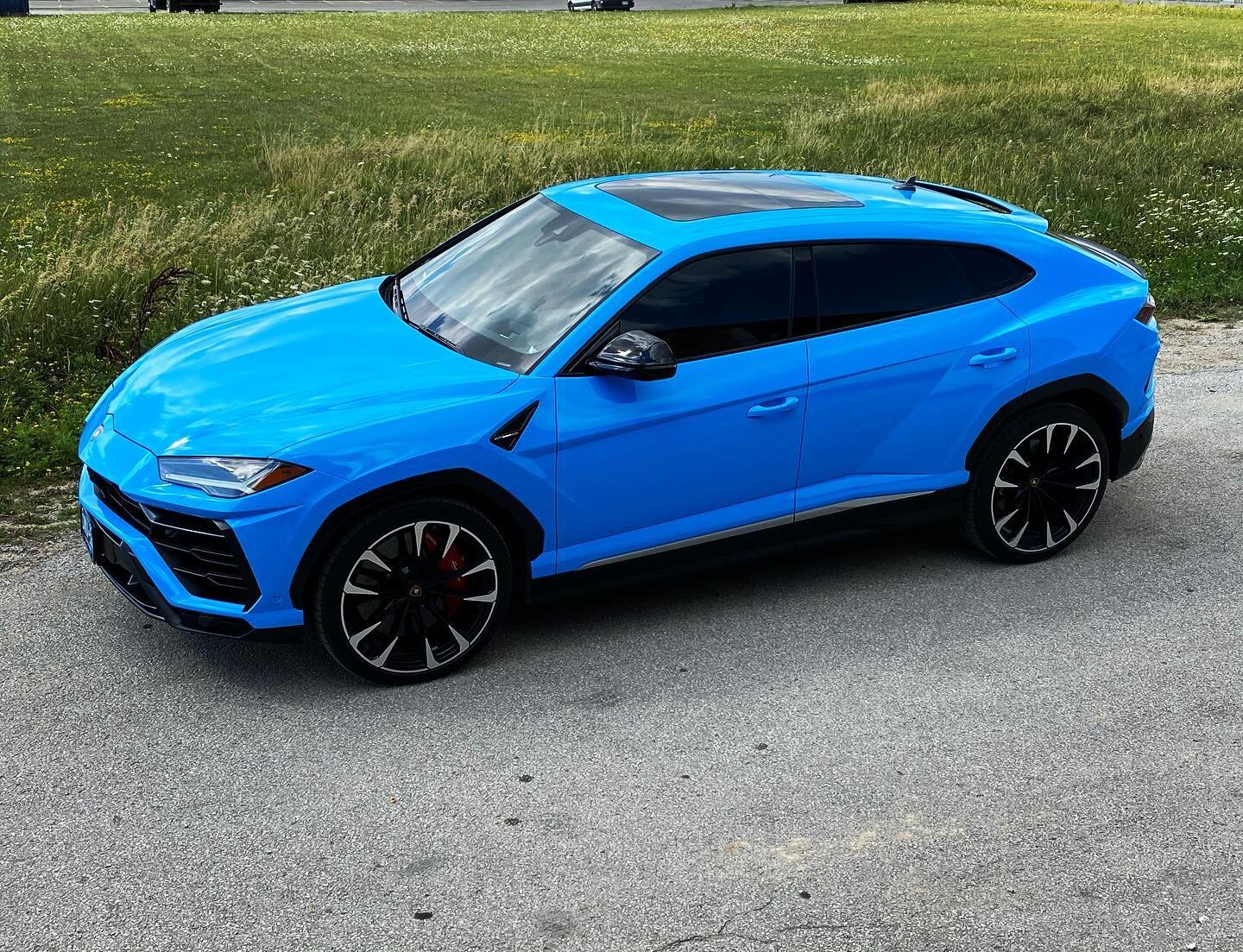 When you need to get the kids to hockey practice in 2.93 seconds, and have the groceries.

New #lamborghini #urus came in for full colour change to smurf blue, for an eye popping look! 💙 Bring removable colour to your valuables without damaging the 