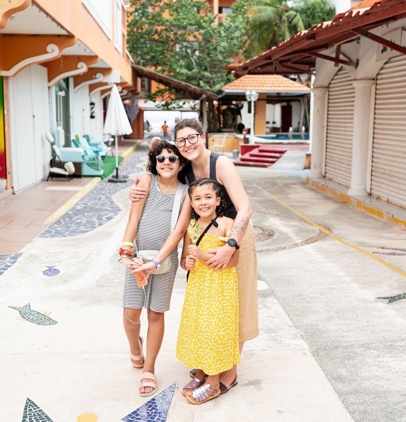 Happy Mothers Day to all you amazing moms out there!  You are killing it!  And your reminder to get in the photo.  If I can do it, you can too &hearts;️

#raleighphotographer #raleighweddingphotographer #durhamweddingphotographer #ncweddingphotograph