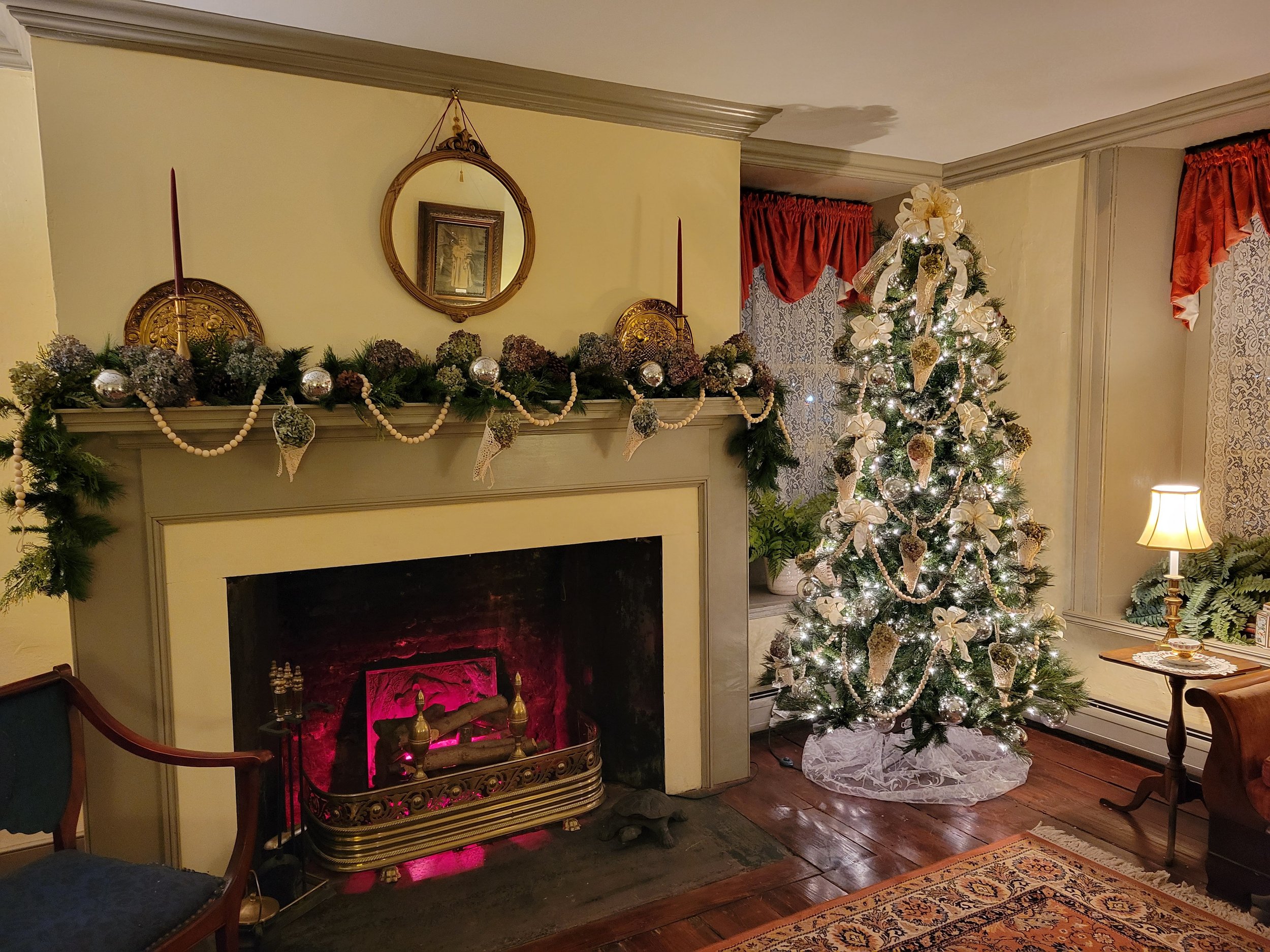 Final Holiday Open House and Tours