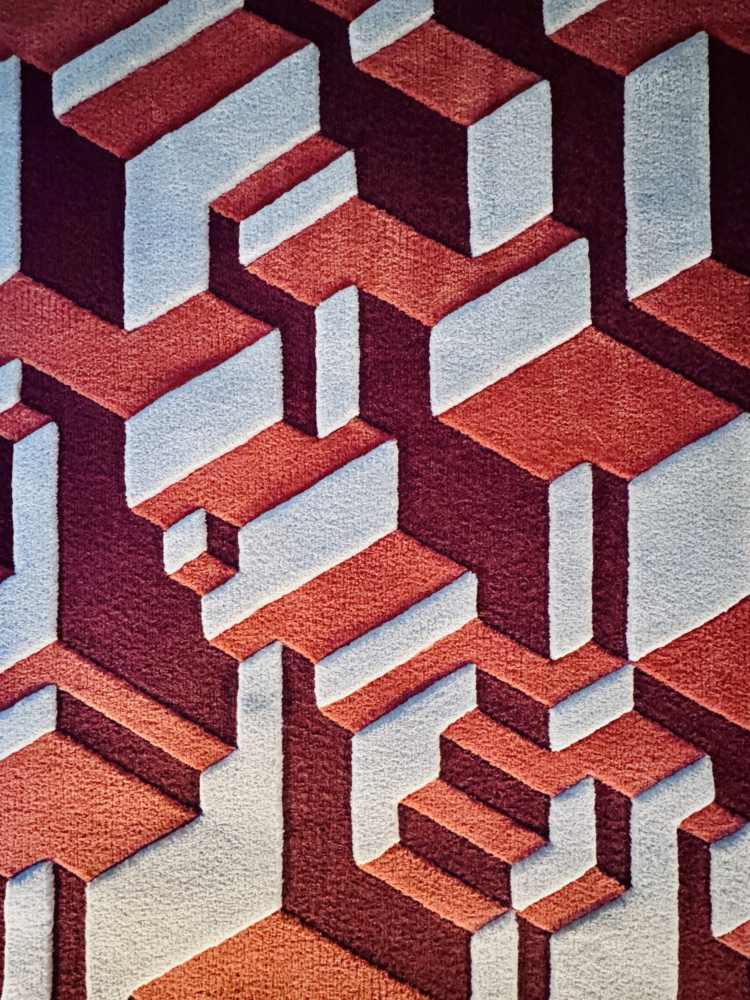 Tufted rug by @omg.home.design at @alcova.milano 