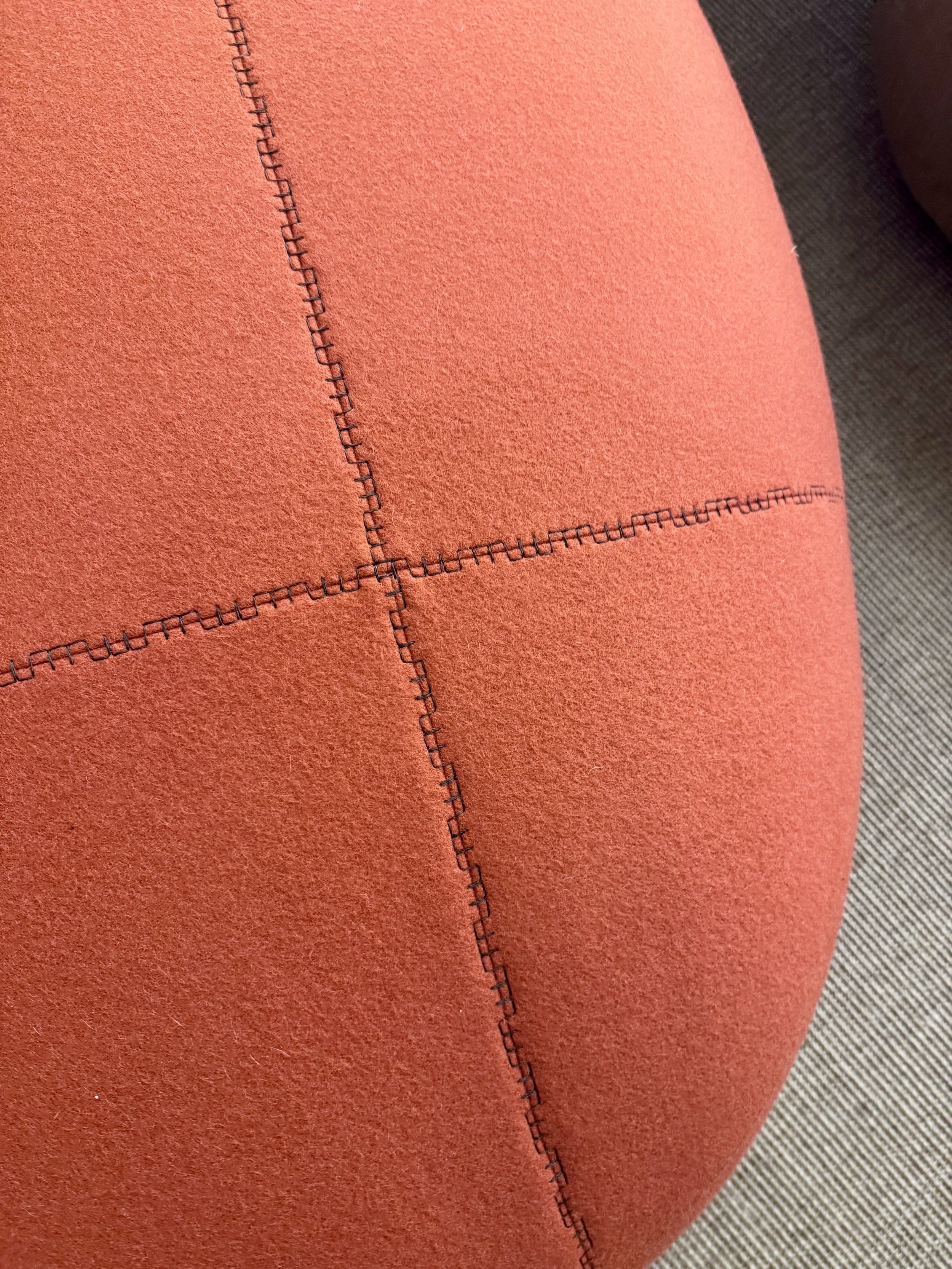 Pouf stitch details at @livingdivani 