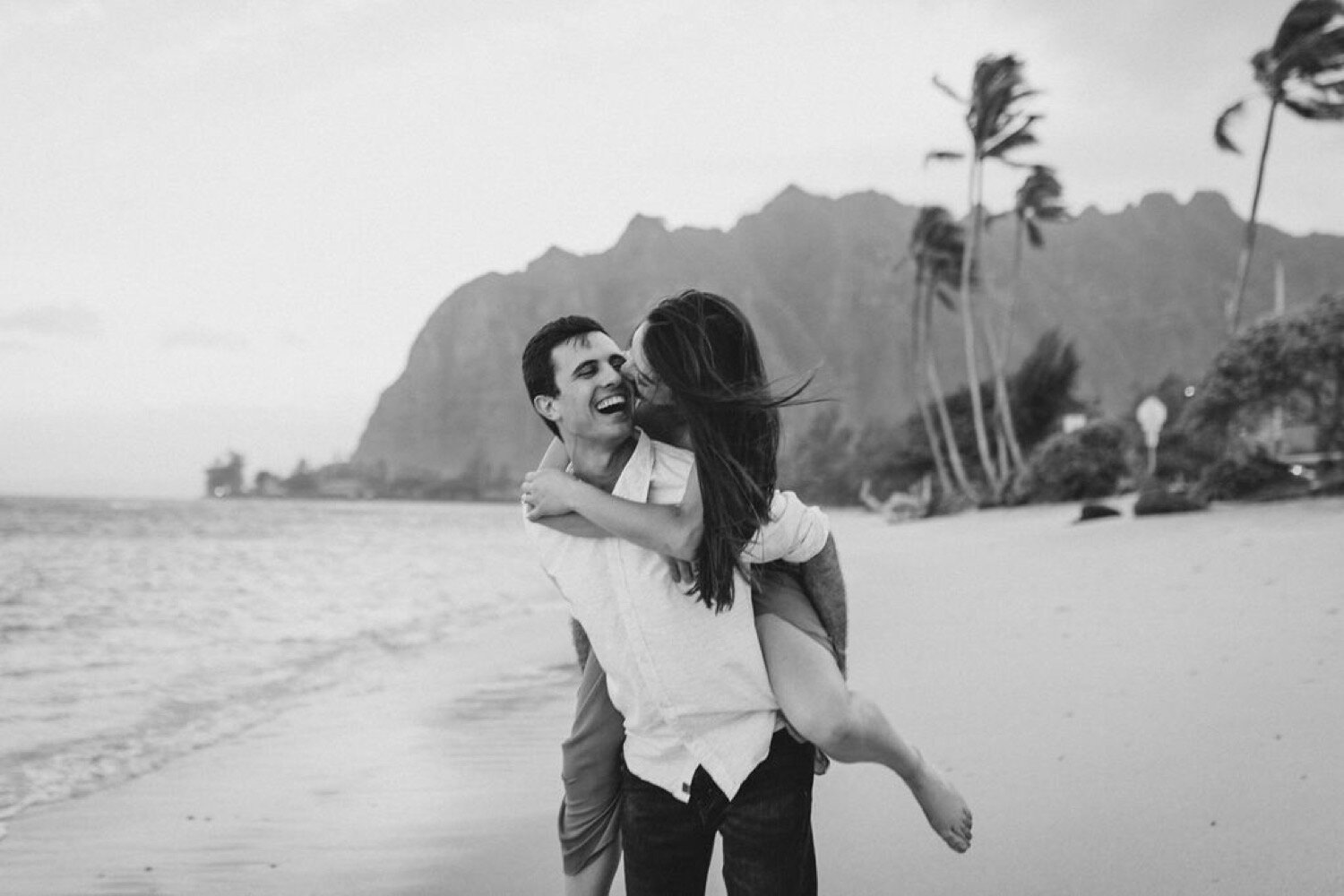 Windward-Engagement-Side-Beach (40).jpg