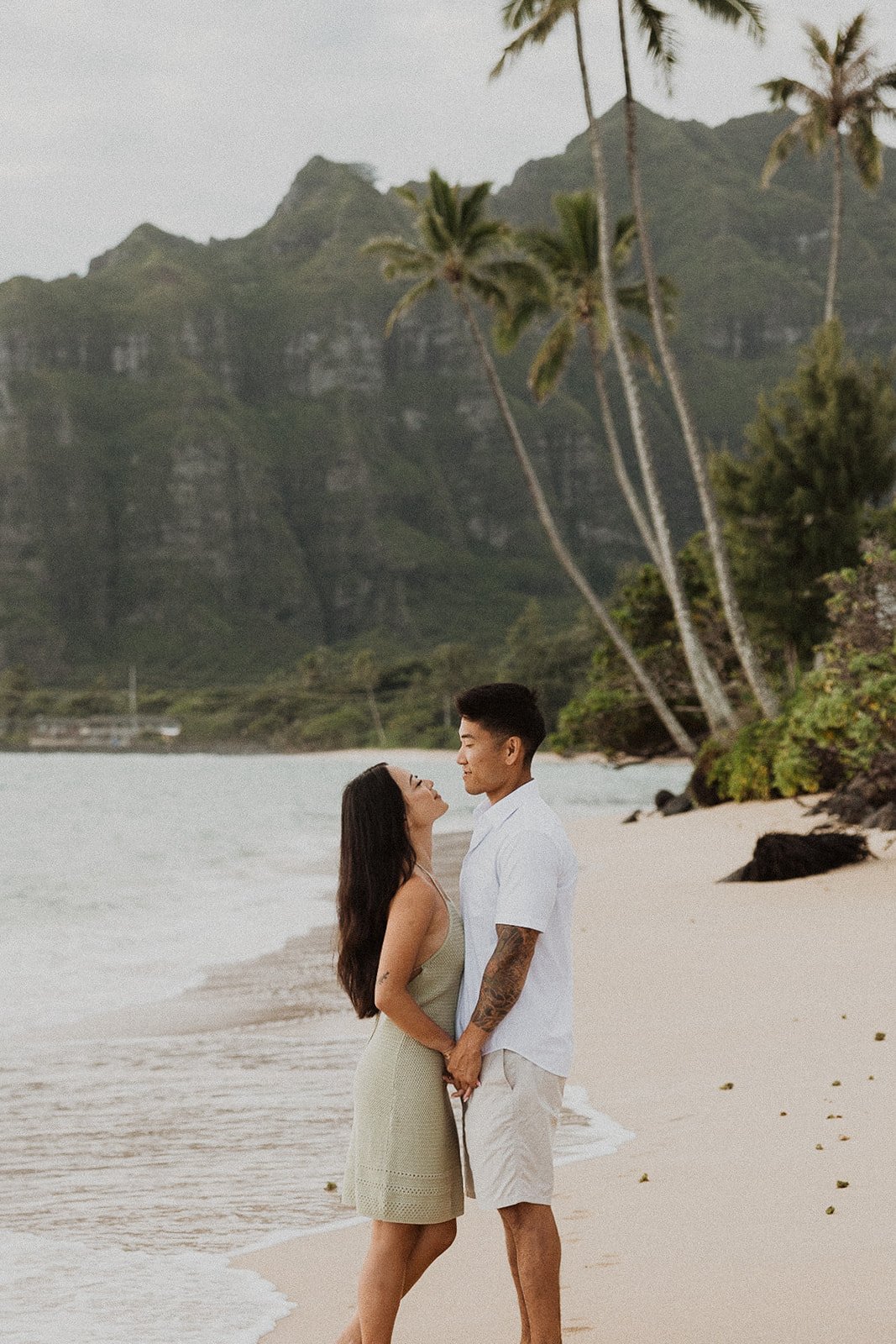 j-t-kualoa-hawaii-couples-session-8303.jpg