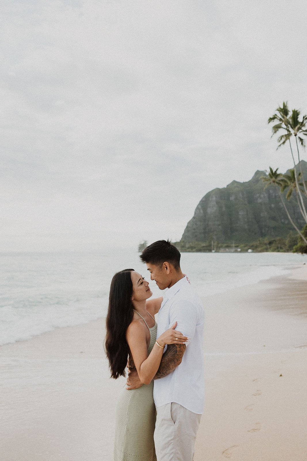 j-t-kualoa-hawaii-couples-session-8308.jpg