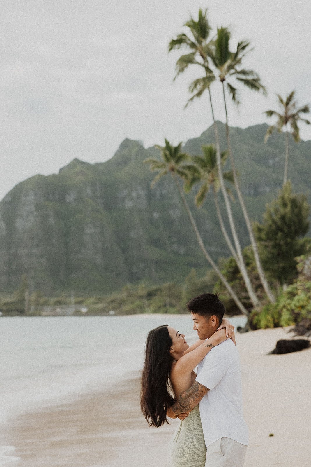 j-t-kualoa-hawaii-couples-session-8552.jpg