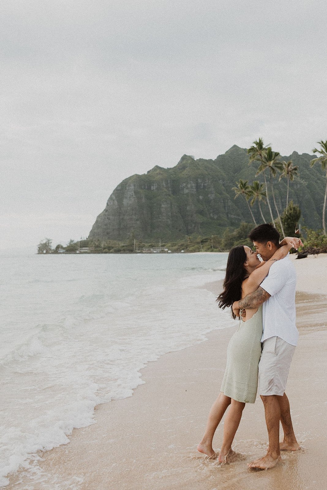 j-t-kualoa-hawaii-couples-session-8684.jpg