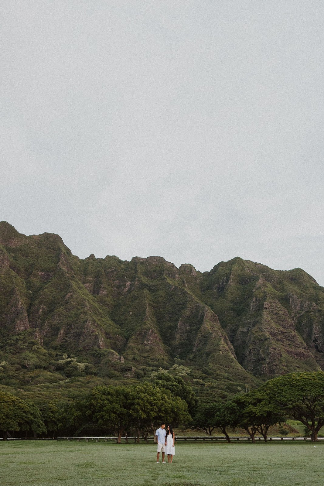 j-t-kualoa-hawaii-couples-session-7668.jpg