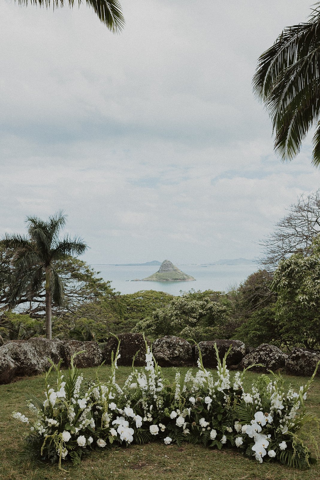 l-b-kualoa-ranch-wedding-1527.jpg