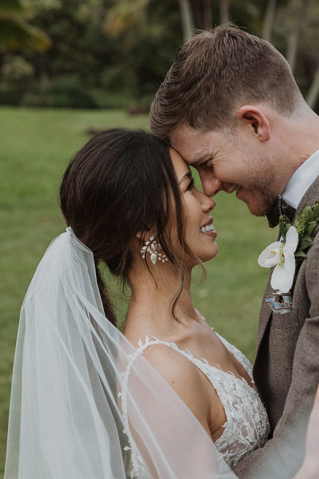 l-b-kualoa-ranch-wedding-3193.jpg