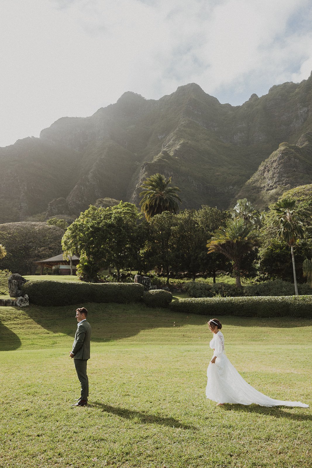 t-s-kualoa-ranch-hawaii-wedding-4101.jpg