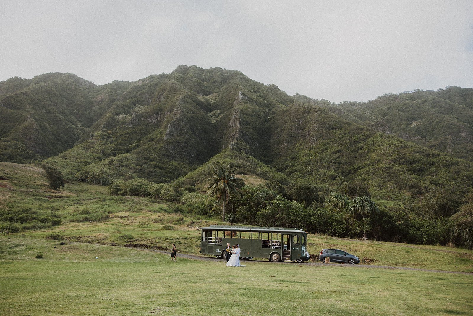 t-s-kualoa-ranch-hawaii-wedding-4987.jpg